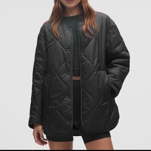 LULULEMON INSULATED OVERSIZED LINER